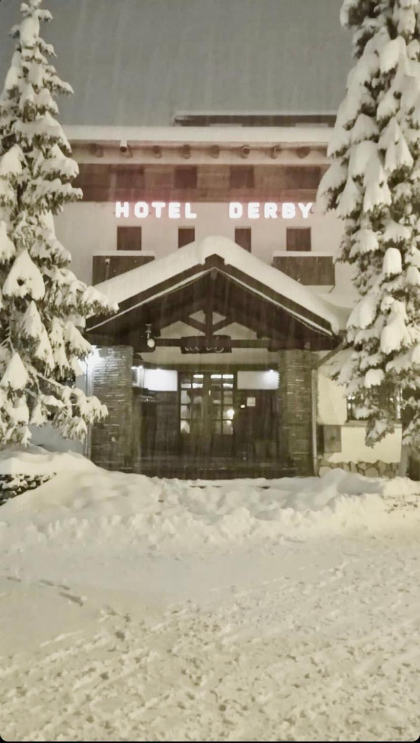 Hotel Derby Bar Oulx Exterior foto